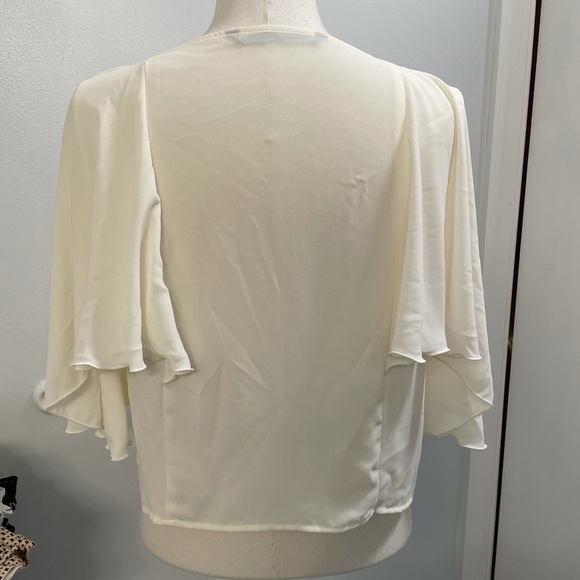 Zara Basic Collection flowy button top - Picture 3 of 6